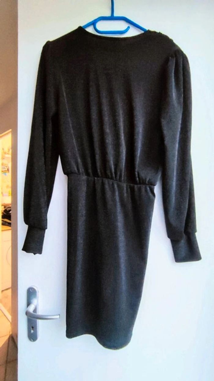 Robe a paillettes noire - photo numéro 2