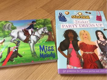 2 livres sticker 