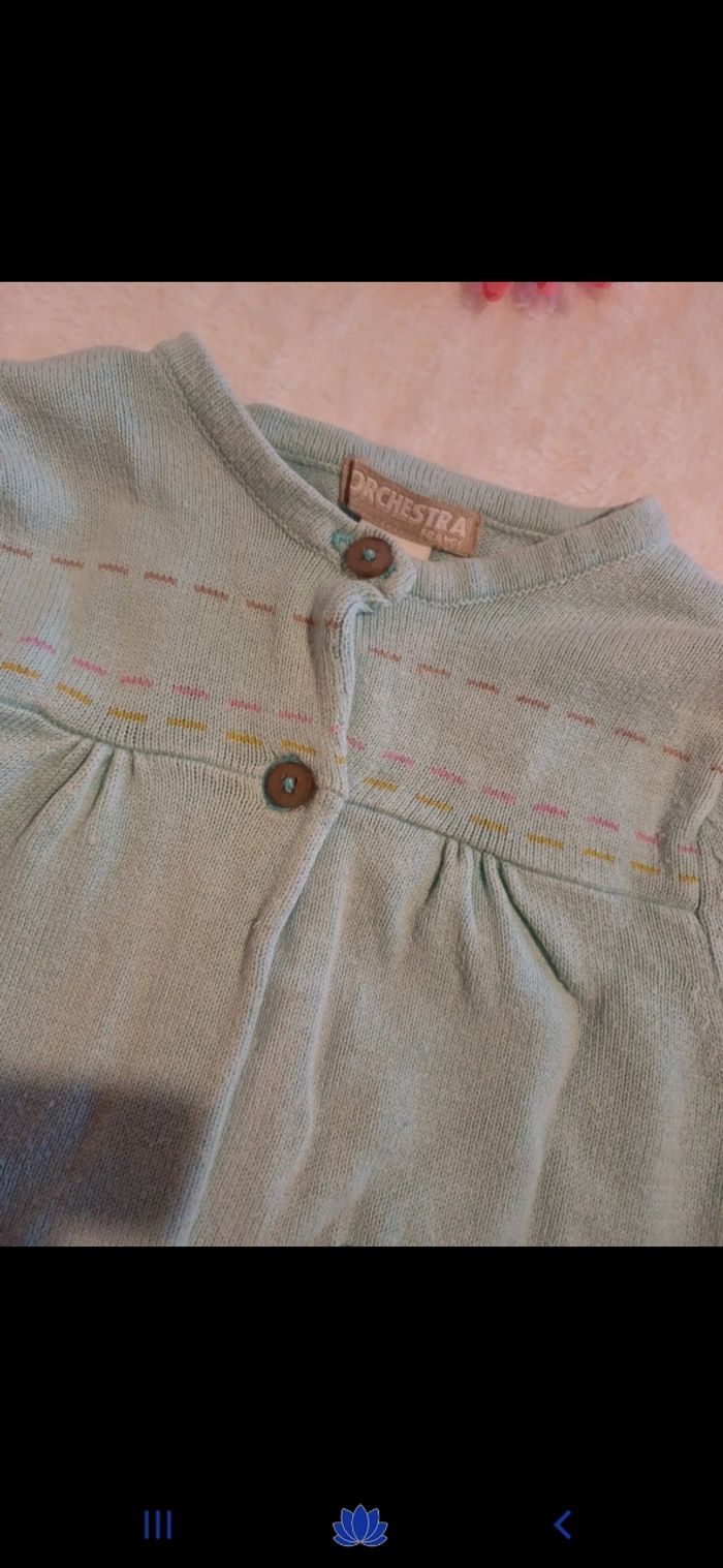 Gilet bébé taille 6 mois - photo numéro 2