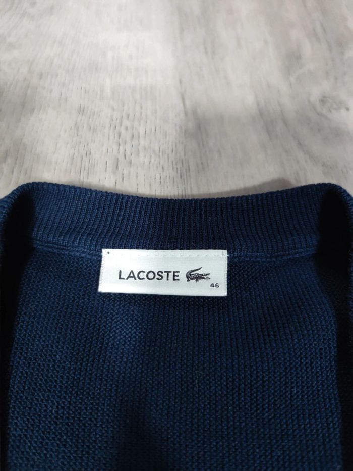 Pull Lacoste Col V Bleu Marine Logo Brodé Taille M Homme - photo numéro 6
