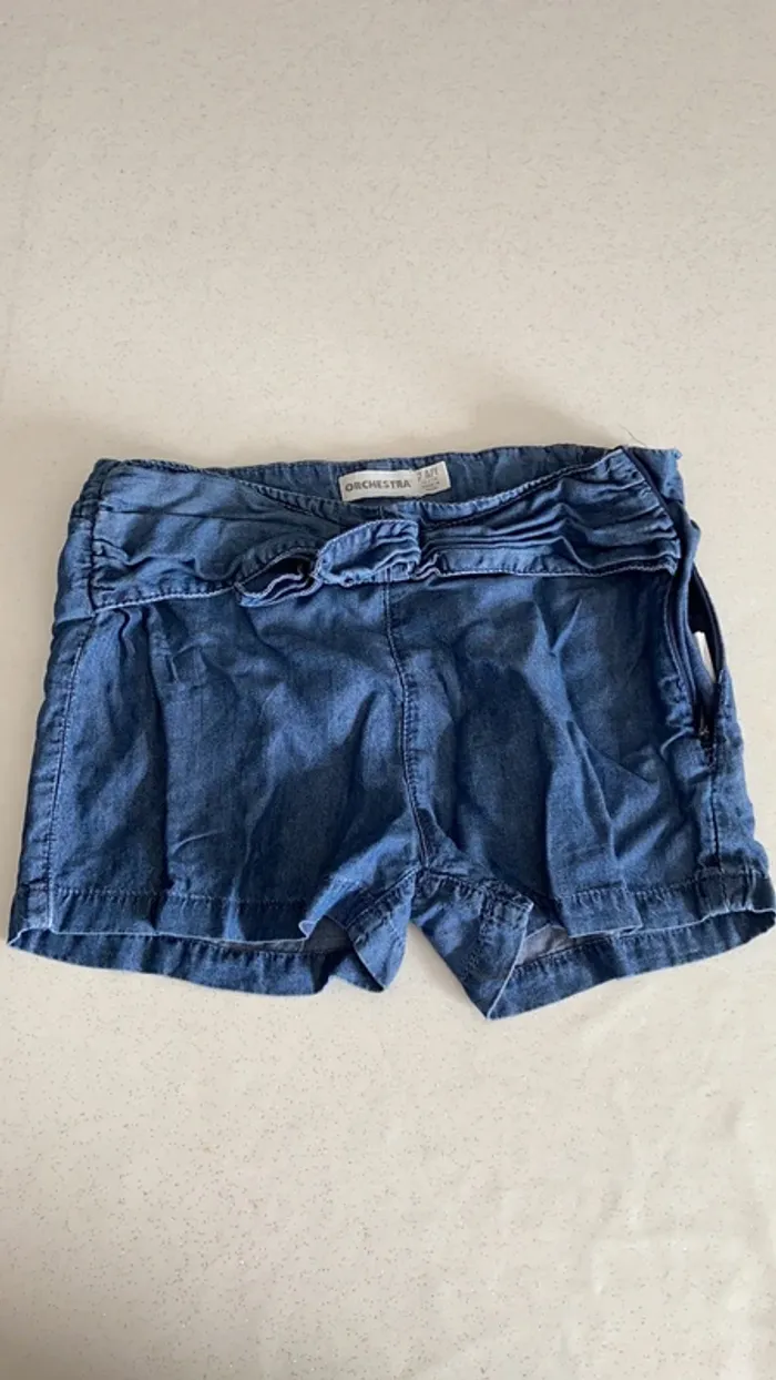 Short 7ans