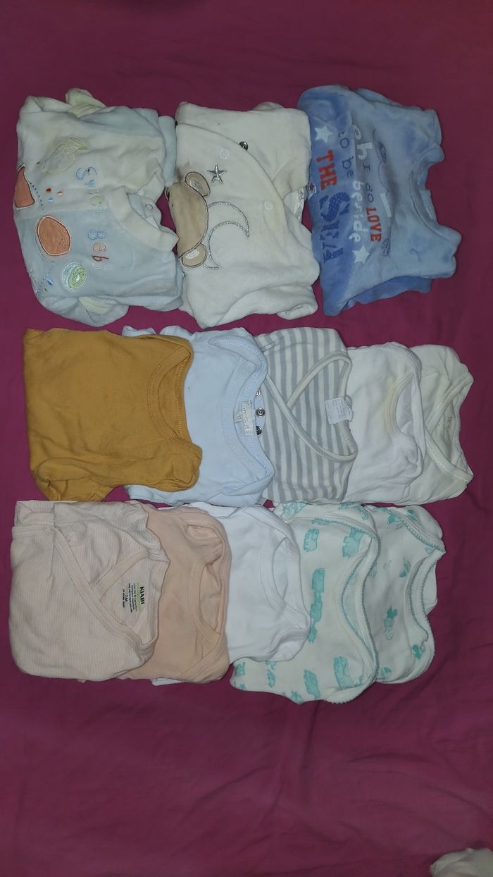Lot vêtement 1 mois