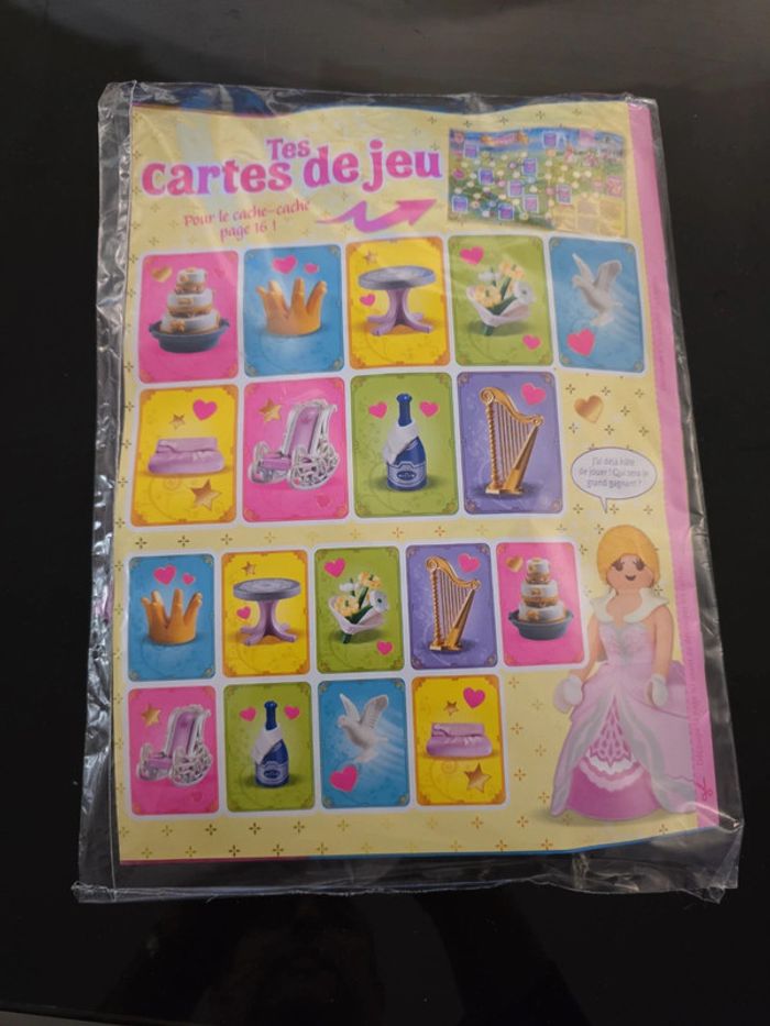 Jouet figurine Playmobil Noémie la princesse + fascicule - photo numéro 3