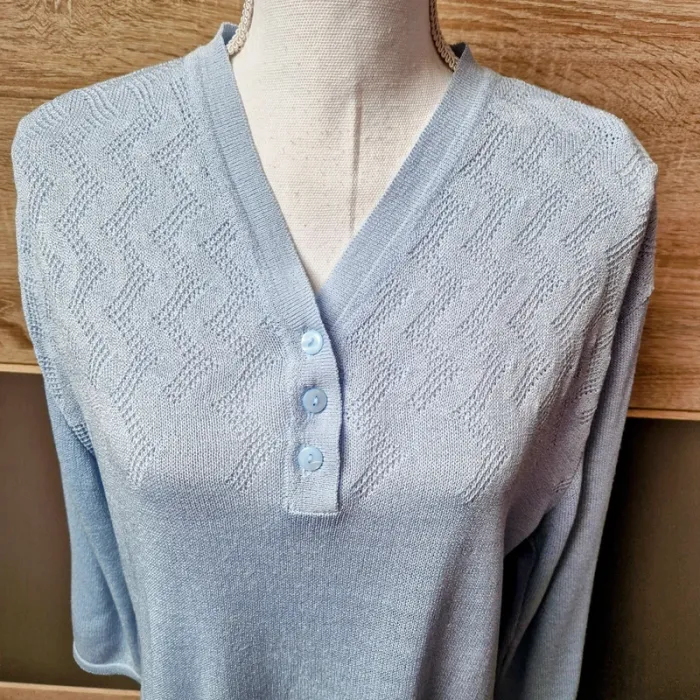 Pull 👕 - photo numéro 2