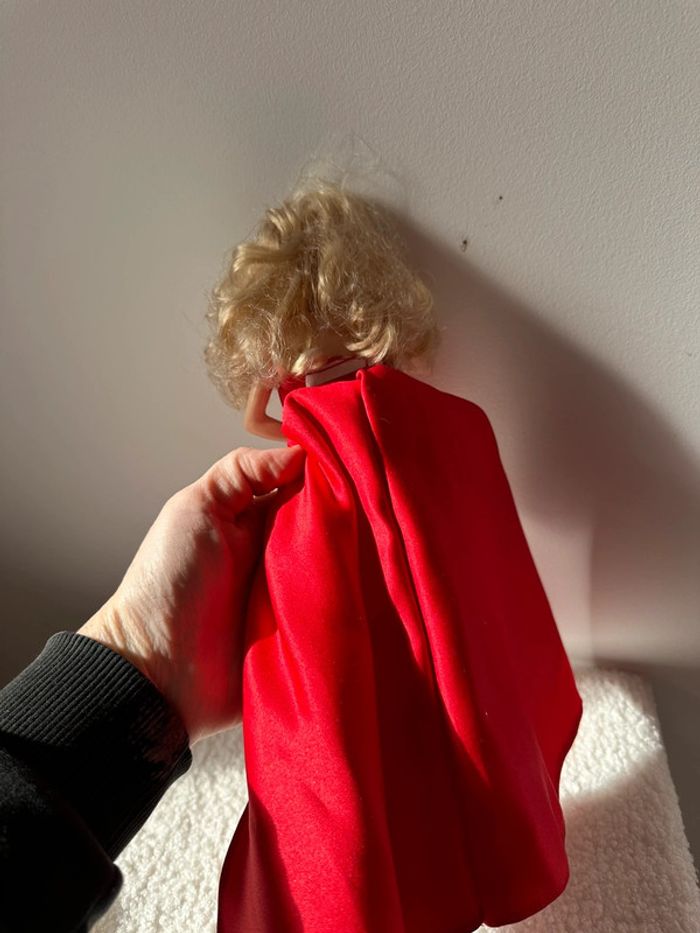 Barbie collection robe rouge - photo numéro 5