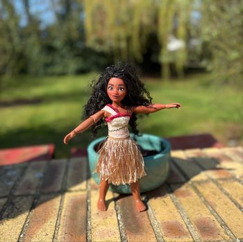 Poupee Vaïana Disney princesse des îles qui chante