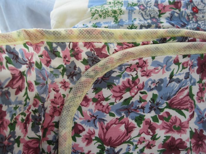 Couette 120 x 165 cm motif patchwork neuve - photo numéro 6