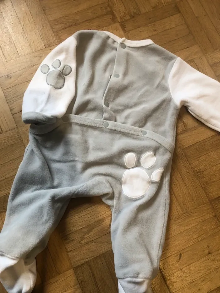 Pyjama 3 mois - photo numéro 3