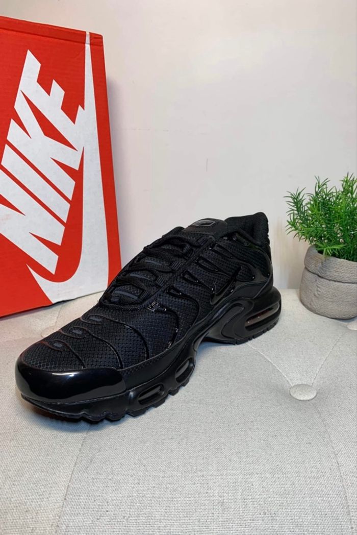 Nike TN Air Max Plus Full Black Noir Triple - photo numéro 4