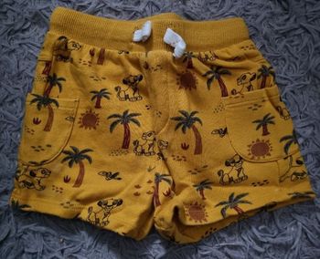 Short à motifs le roi lion 12mois
