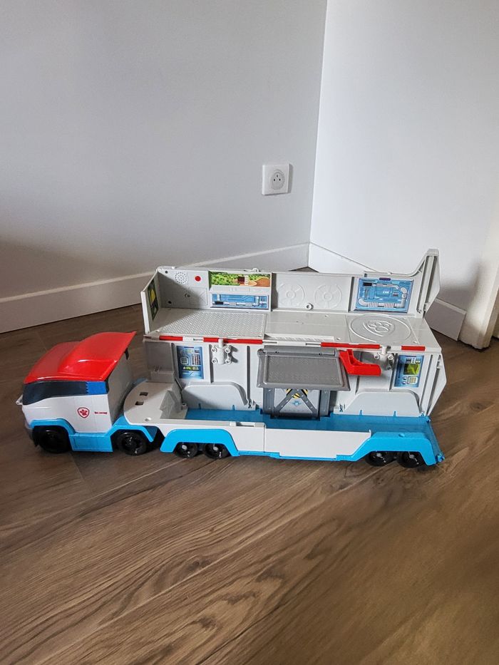 Camion Pat Patrouille - photo numéro 2