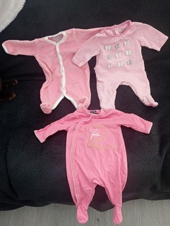 Pyjama bébé 1 mois.