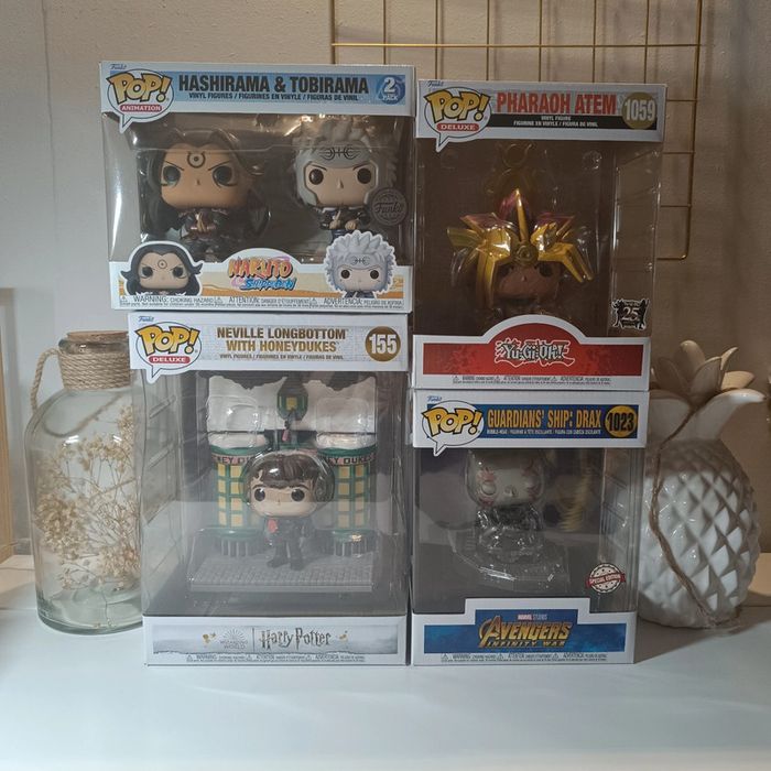 Lot de 4 figurines pop
