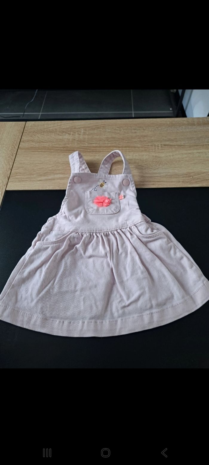 Robe.