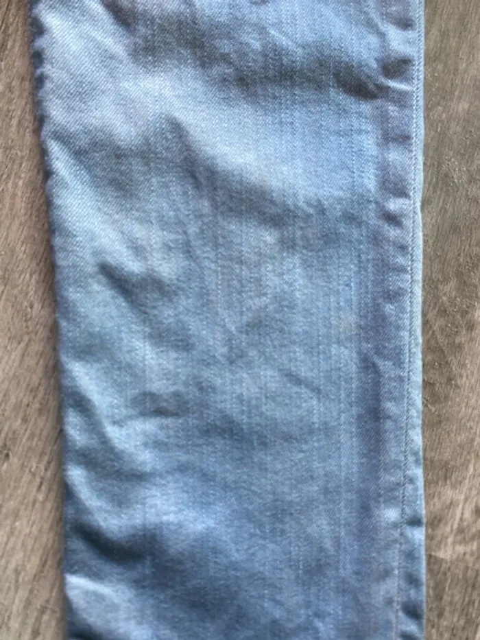 Jeans Diesel taille basse - photo numéro 6