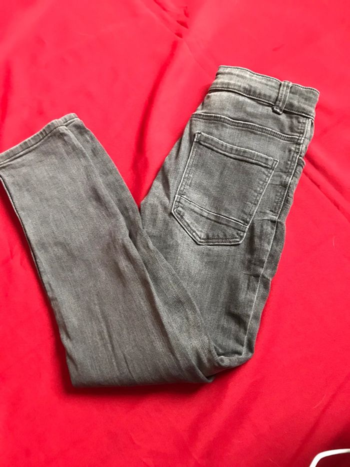 Lot de 2 panralons+1 shirt enfant taille 10 ans - photo numéro 11