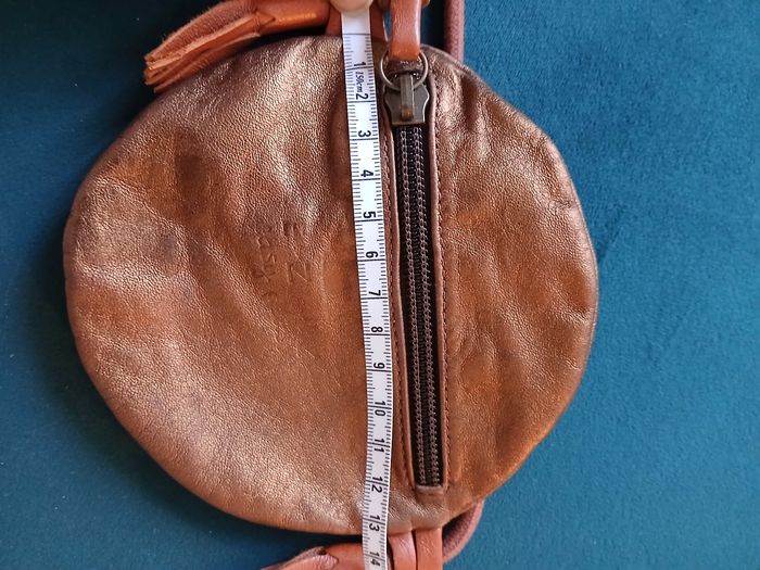 Mini sac rond en cuir cuivré doré EZ - photo numéro 3