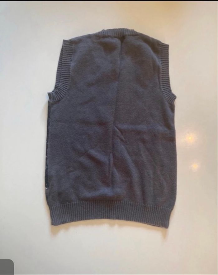 Pull sans manches pour garçon TRÈS BON ÉTAT taille 4 ans couleur gris - photo numéro 4