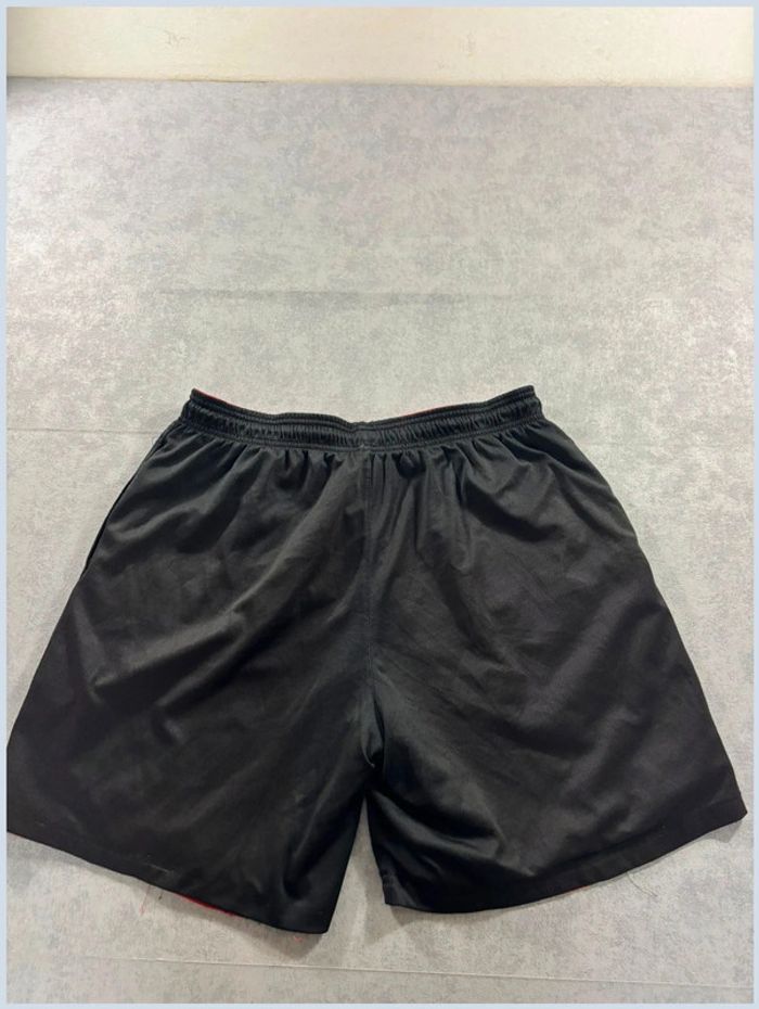 Short Reebok noir et rouge Réversible Taille XL - photo numéro 4