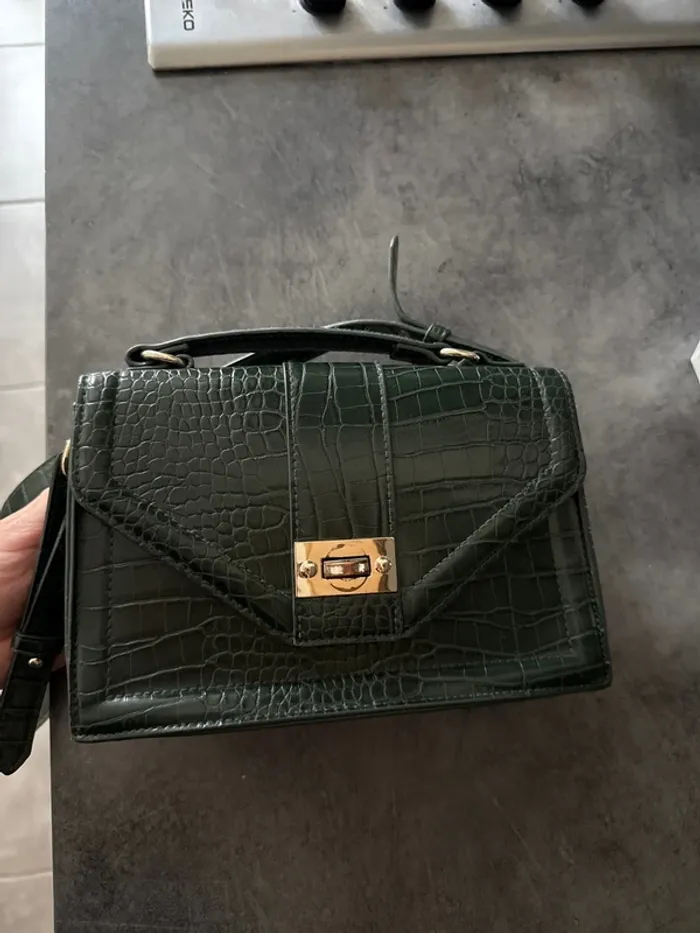 Sac bandoulière croco vert foncé Pimkie