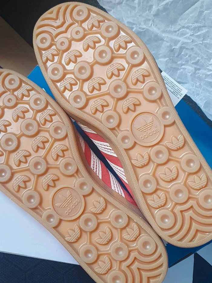 Spéciale Adidas Handball taille 38.5 - photo numéro 7