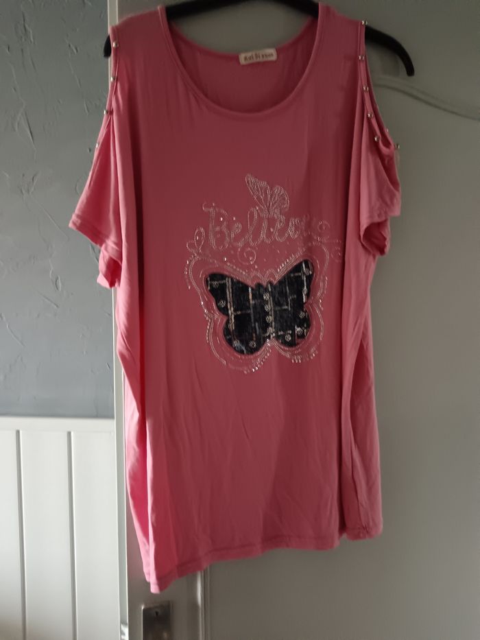 Tops épaule dénudé