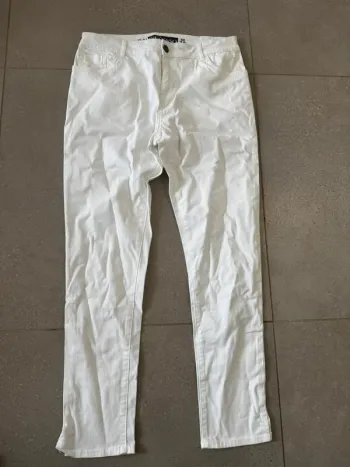 Jean blanc In Extenso taille 38, très bon état 38x95cm