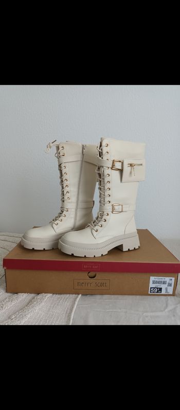 Paire de bottes zippées beige nude neuves avec étiquettes 🏷