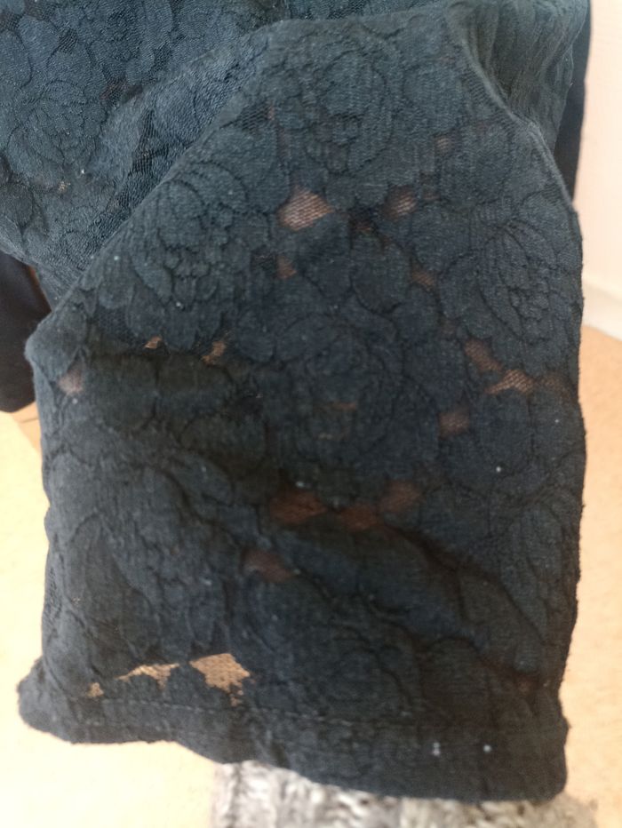 Tee Shirt dentelle Femme taille S/36 Jennyfer - photo numéro 3