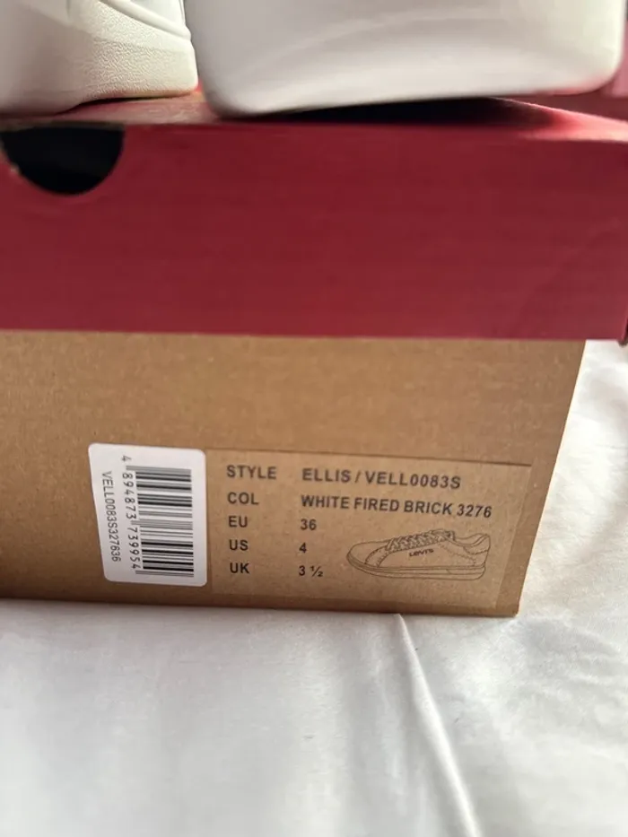 Très belles baskets Levi’s neuves avec étiquette pointure 36 - photo numéro 7