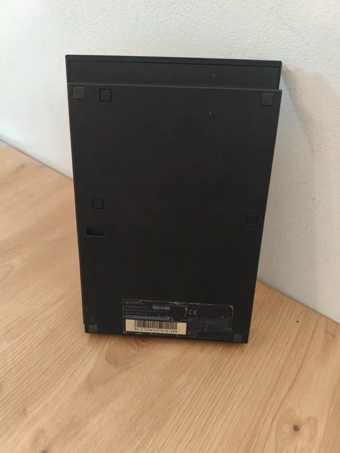 Ps2 slim lire l'annonce - photo numéro 3