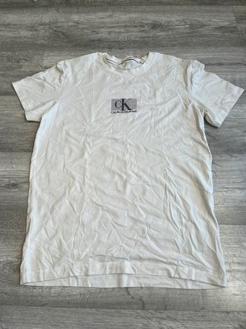 Tee shirt Calvin Klein M