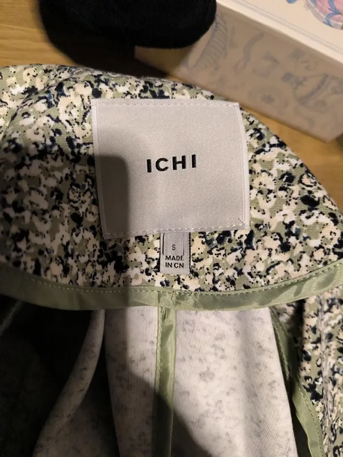 Veste légère fleurie ICHI taille S - photo numéro 8