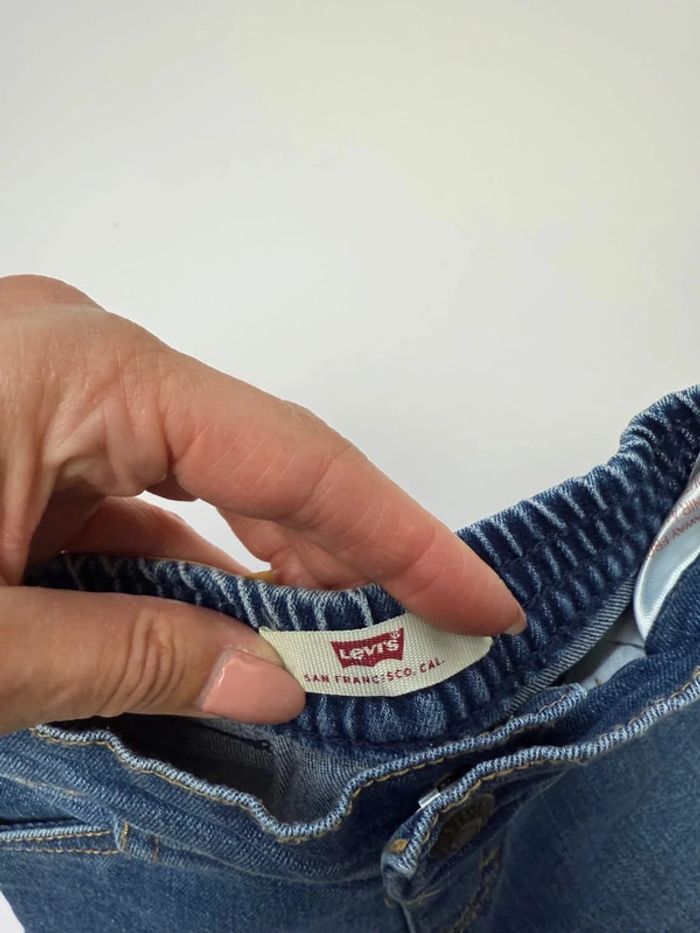 Short en jeans Levi's bébé garçon taille 6 mois comme neuf - photo numéro 6