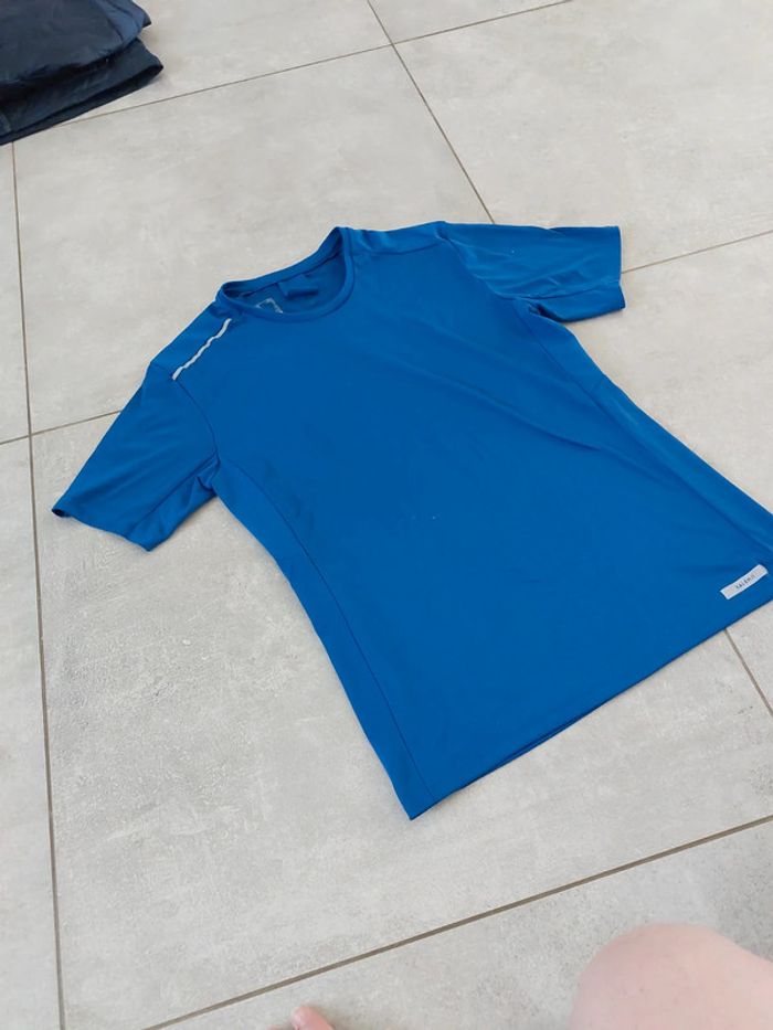 Tee-shirt de sport technique - photo numéro 2