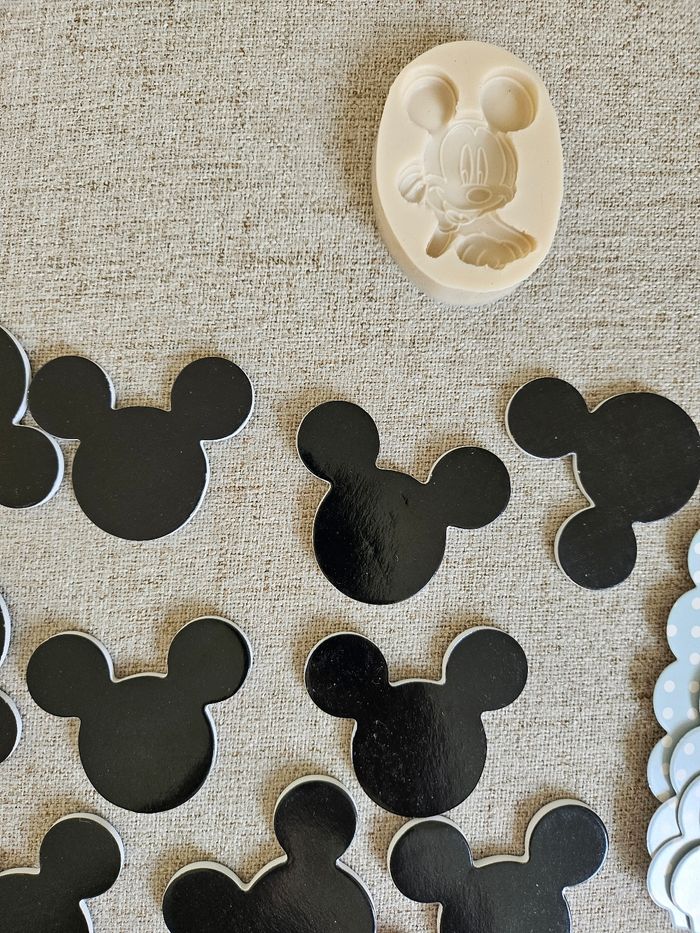 Lot décorations de fête Mickey - photo numéro 2