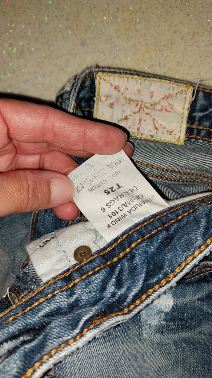 Short en jean by Le Temps des Cerises très bon état Taille 25 - photo numéro 4