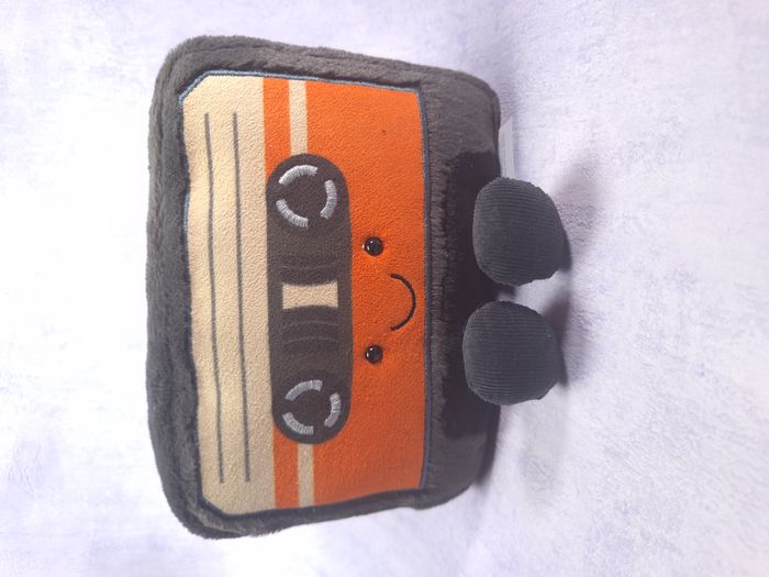 Peluche jellycat K7 audio Amuseables Cassette Tape retired A2CT - photo numéro 5