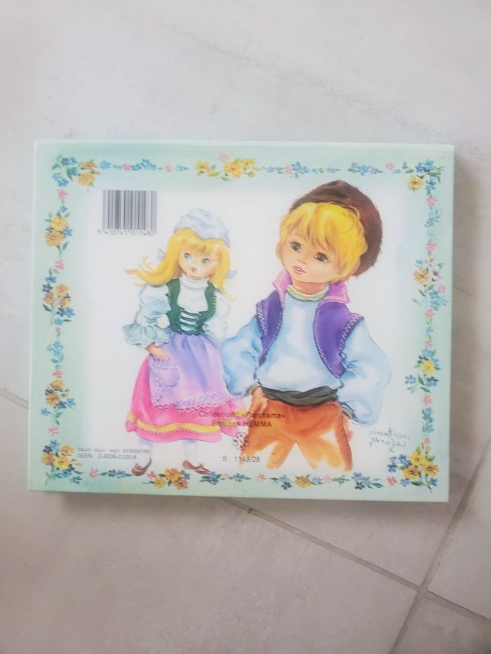 Livre Hansel et Gretel pop up 3D Hemma - photo numéro 3