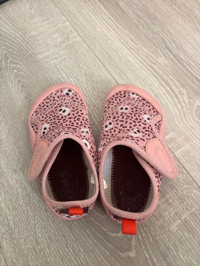 Chaussons de sport, taille 24 décathlon - photo numéro 4