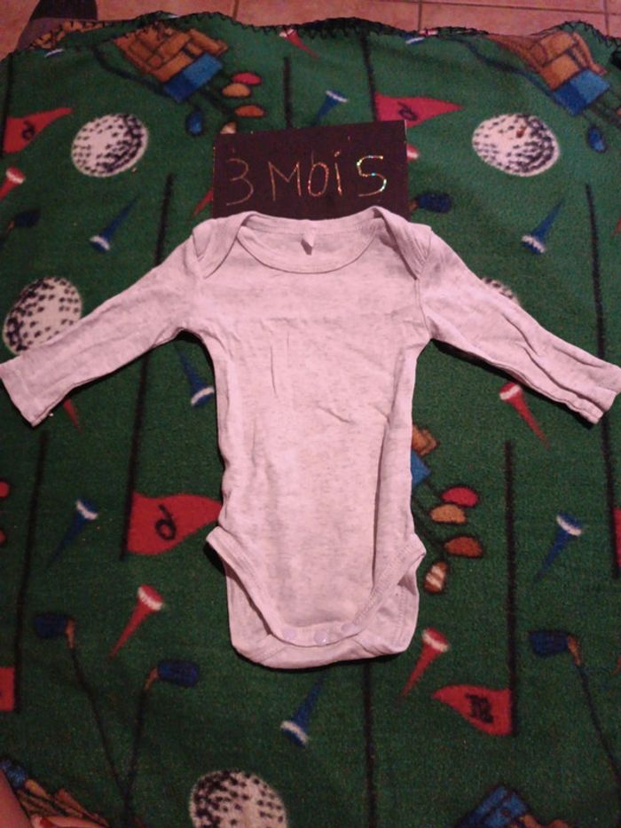 Body garçon 3 MOIS