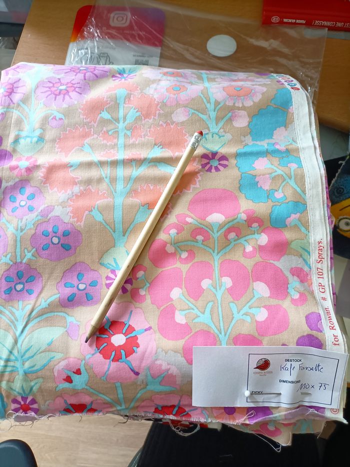 Coupon Kaffe Fassett pour Rowan – 110 x 75 cm – coton designer