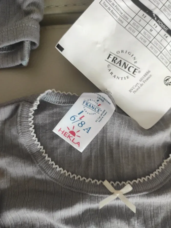 Lot sous vêtements chauds 6/8ans neufs - photo numéro 5