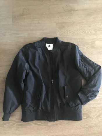 Bombers tex noir taille 11/12 ans excellent état