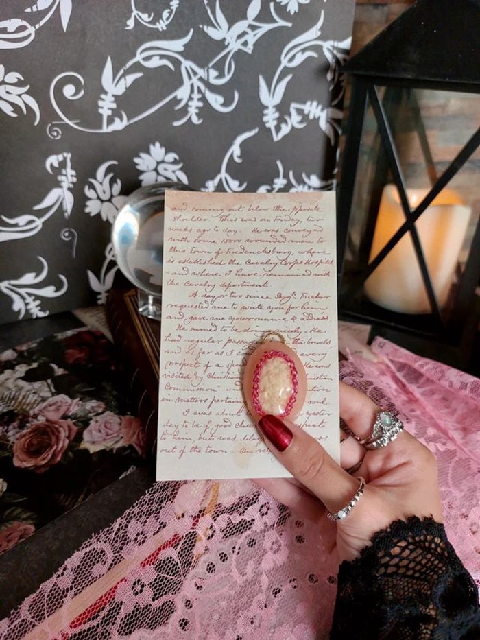 Magnifique pendentif style camée vintage