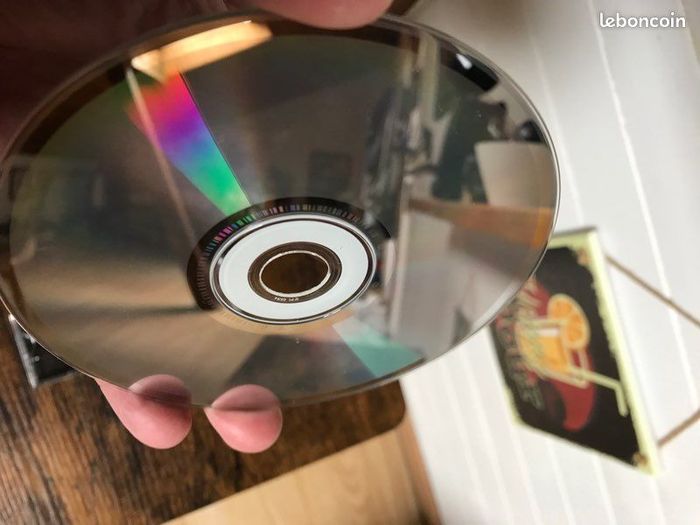 Cd musique Madonna Confessions on a Dance Floor - photo numéro 3