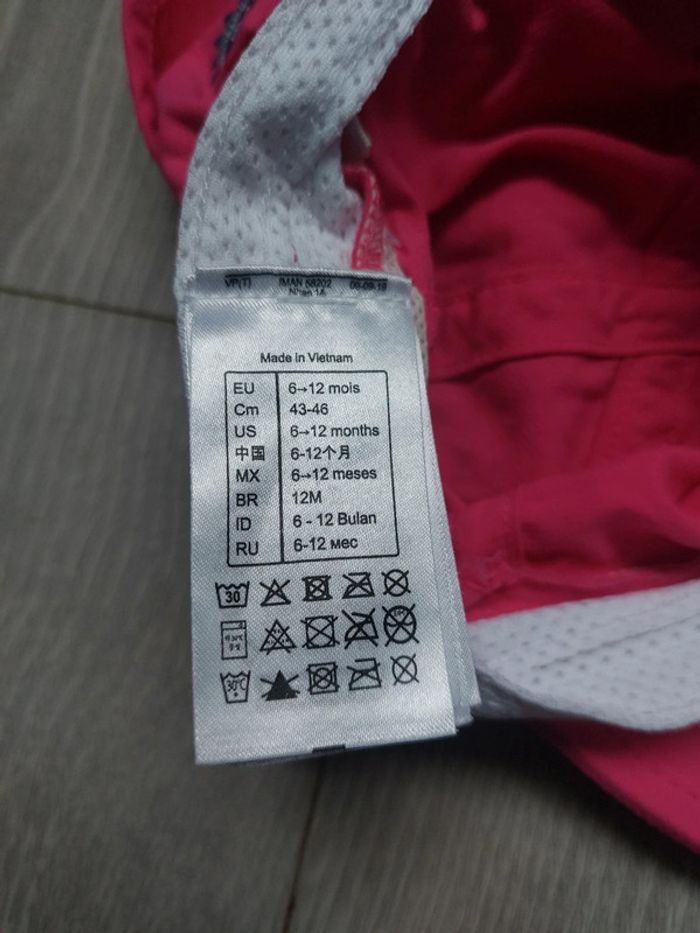 Casquette anti uv Décathlon taille 6 / 12 mois - photo numéro 5