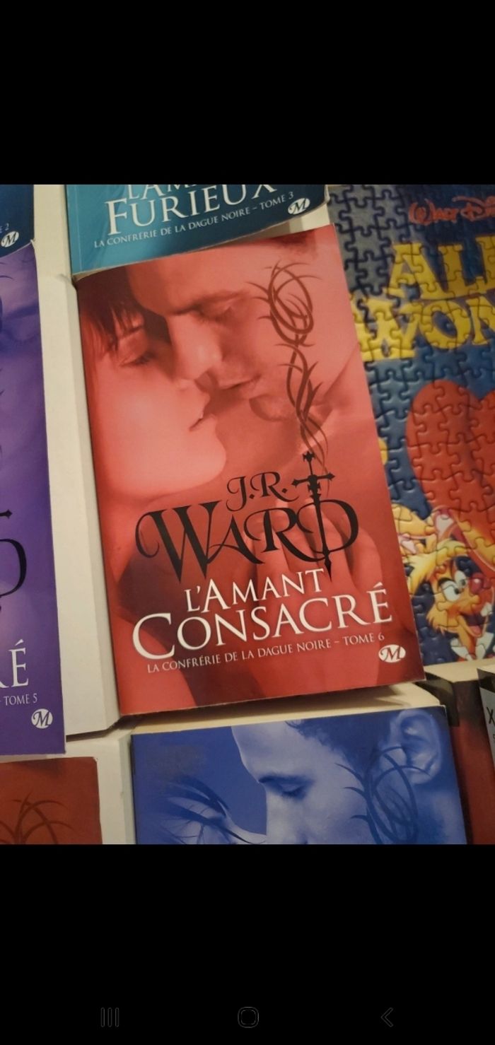 11 tomes de la Confrérie de la dague noire. - photo numéro 7