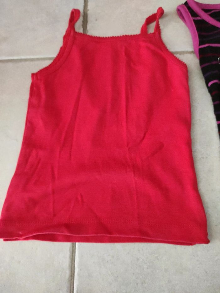Lot de 5 hauts et un legging 4 ans - photo numéro 3