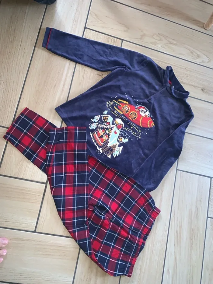Pyjama deux pièce de Noël - photo numéro 2